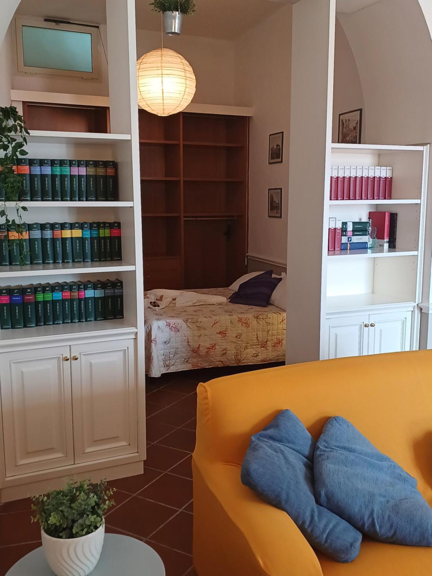 In A - Marinella Apartment
