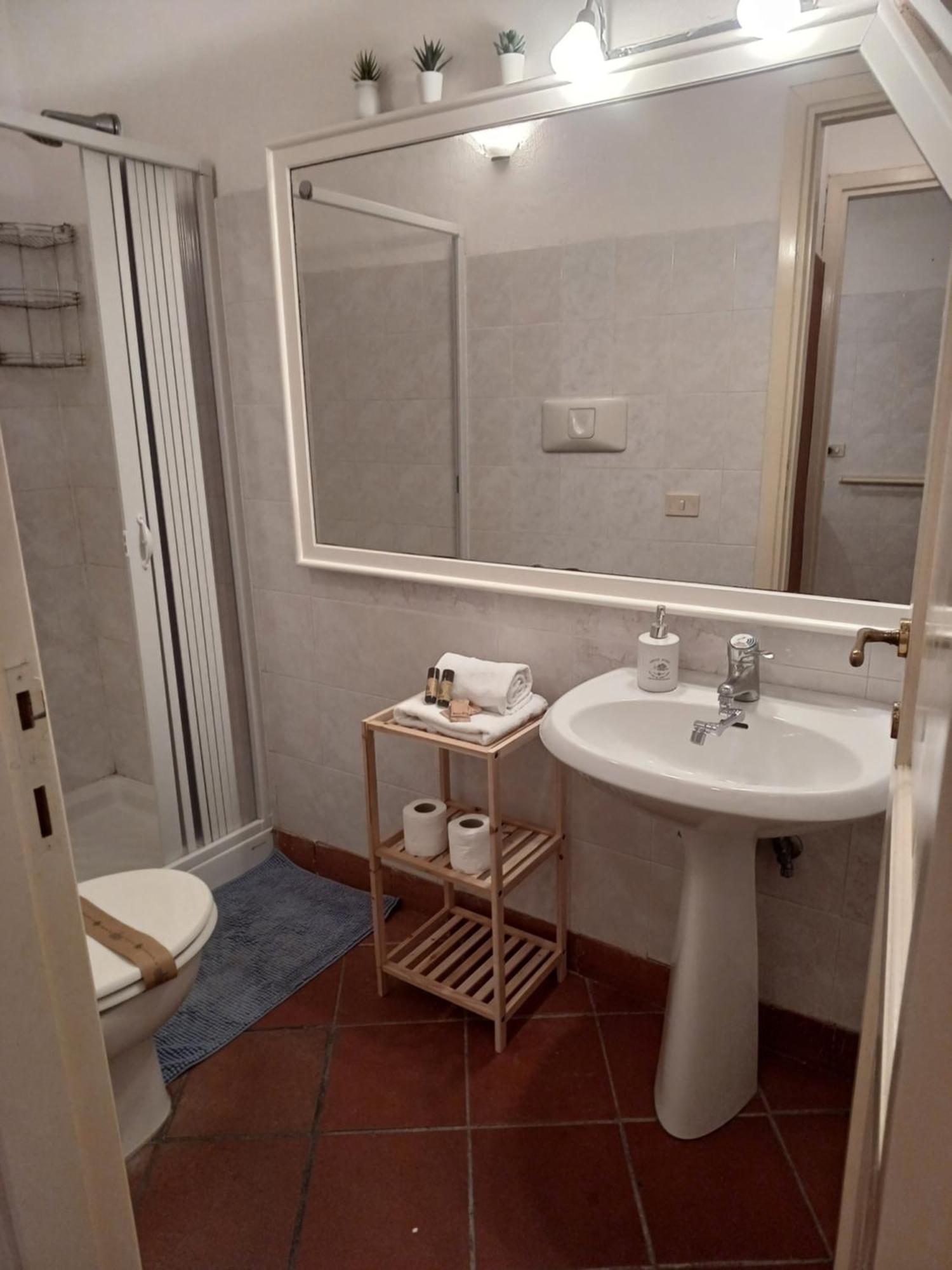 In A - Marinella Apartment *